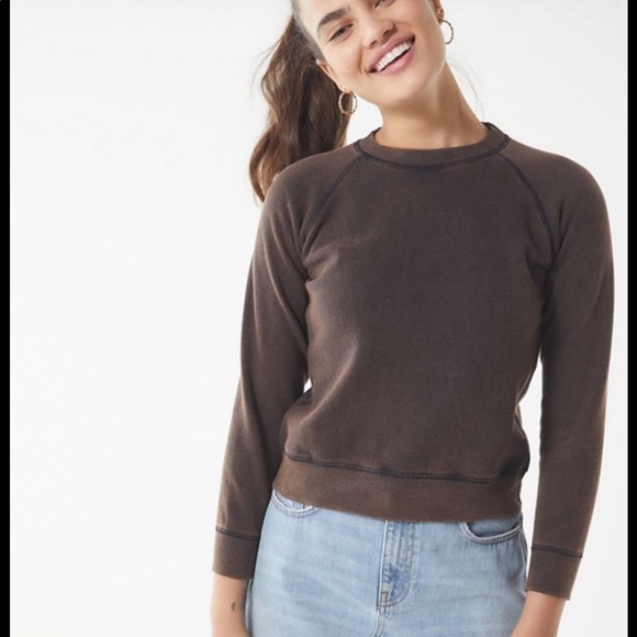 Urban Outfitters Tops - Urban outfitters shrunken sweatshirt NWT Urban Outfitters Tops - Urban outfitters shrunken sweatshirt NWT